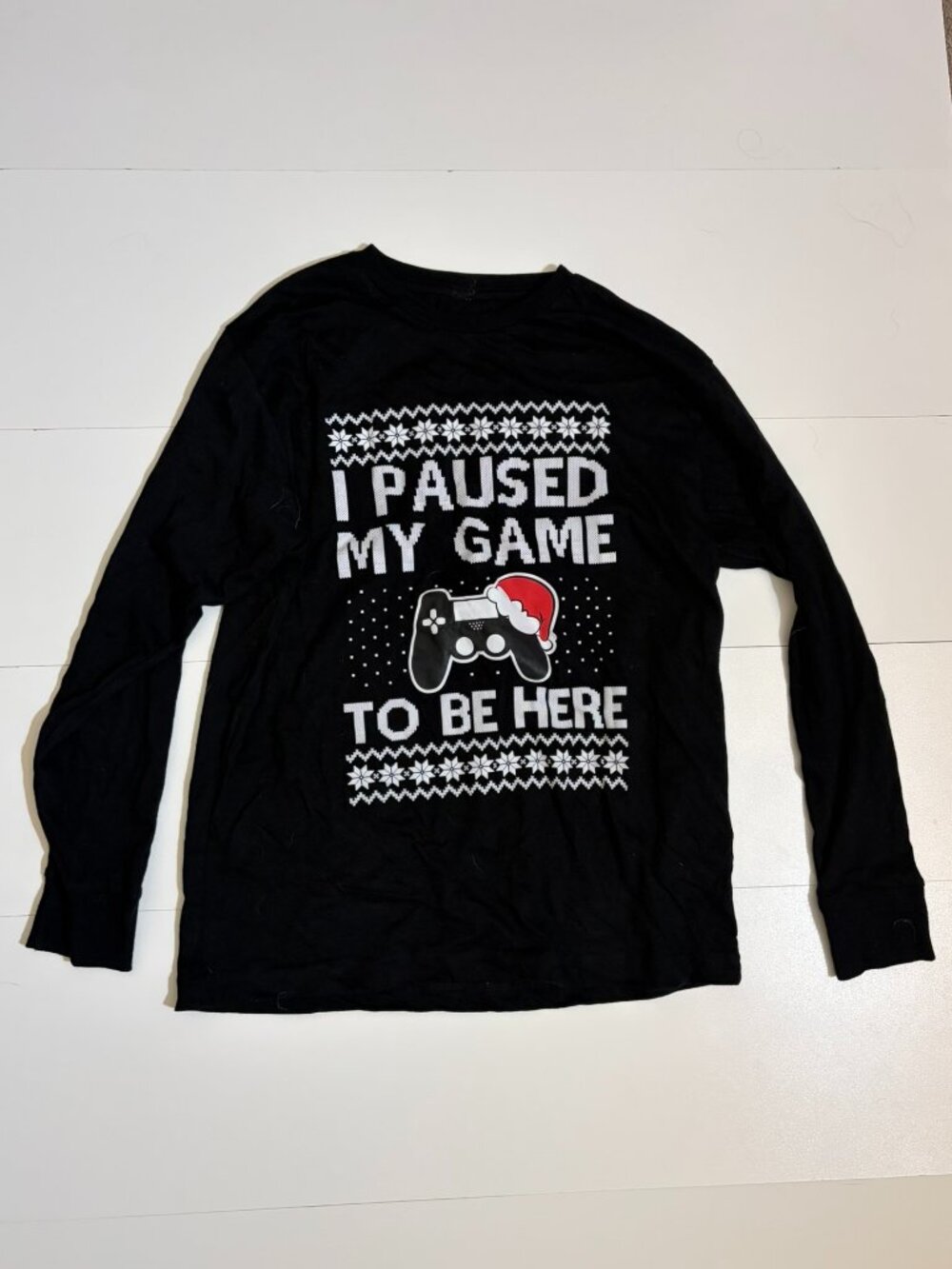 Men's Small Christmas Long-Sleeve Tee
